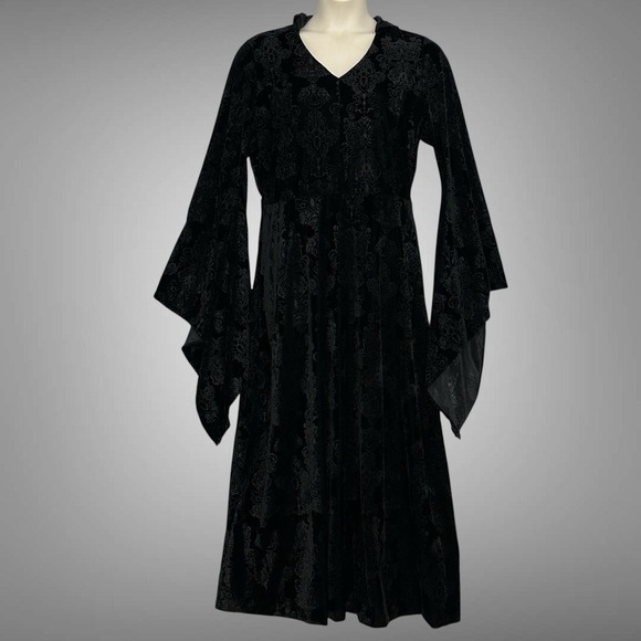 Spirit Dresses & Skirts - Spirit Witchy Whimsigoth Women Dress Costume Plus OS Black Velvet Hooded Cosplay